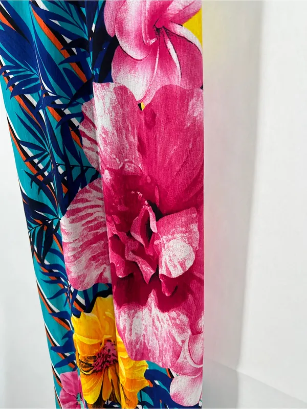 Tropical Floral Striped Crisscross Back Maxi Dress Medium‎ Side Slit - Image 5