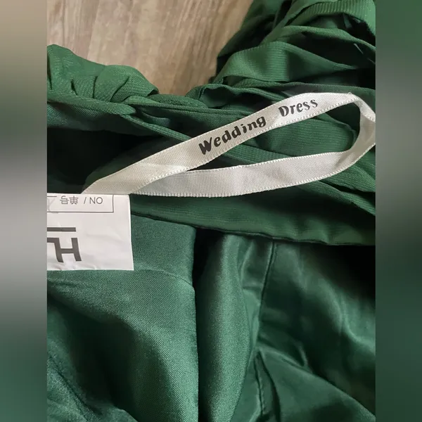 Wedding Dress Green Size 12 - Image 11