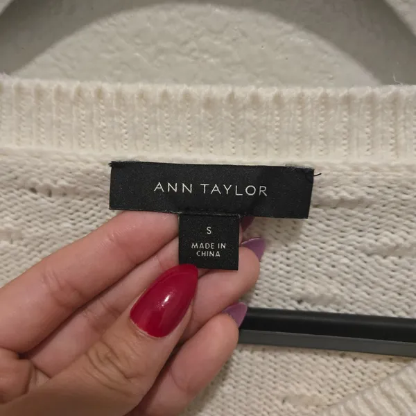 Ann Taylor Sweater - Image 4