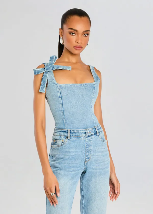 Retrofête Dawson Denim Low Back Jumpsuit Tangier Denim Blue - Image 2