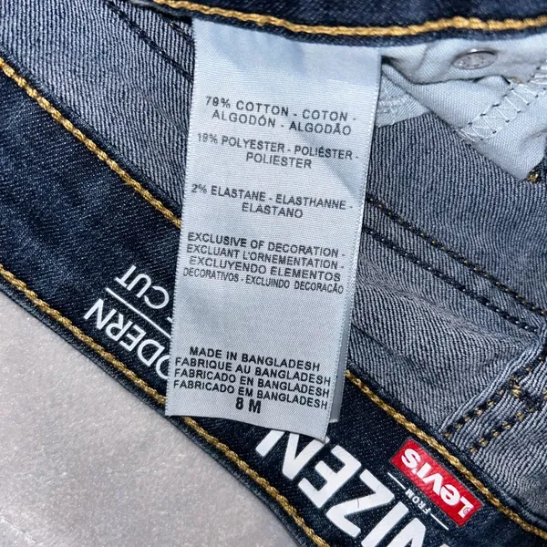 Levi's Bootcut Jeans - Image 5