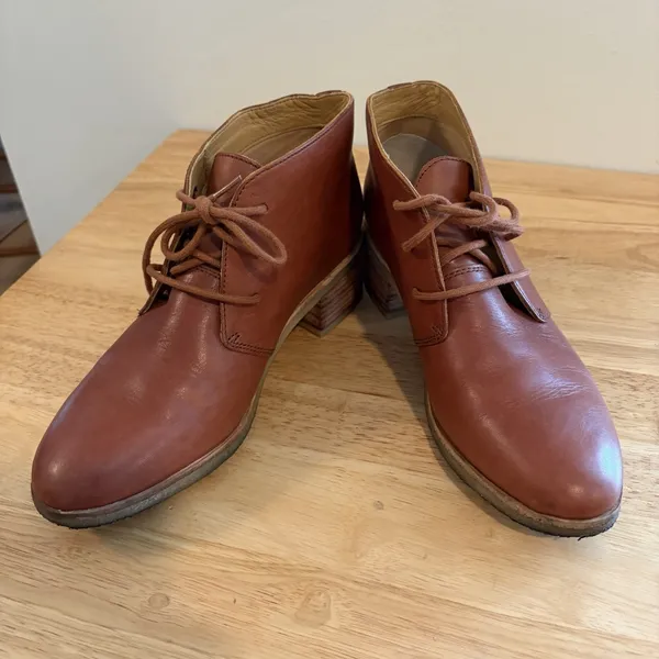 Clarks Originals‎ 8M Heel Desert Booties Brown Leather Lace Up Academia Quality - Image 5
