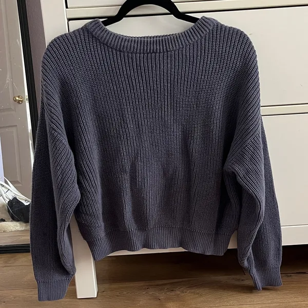 Brandy Melville Brianna Sweater - Image 2