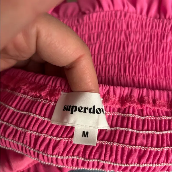 Superdown Cadence‎ Hot Pink Ruffle Cropped Cami Tank Top Blouse Size Medium - Image 4