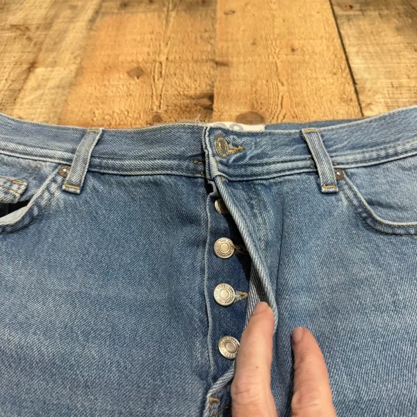 Free People Medium Denim Straight Leg Distressed Maggie Jeans Sz 28 Frayed Hem - Image 5