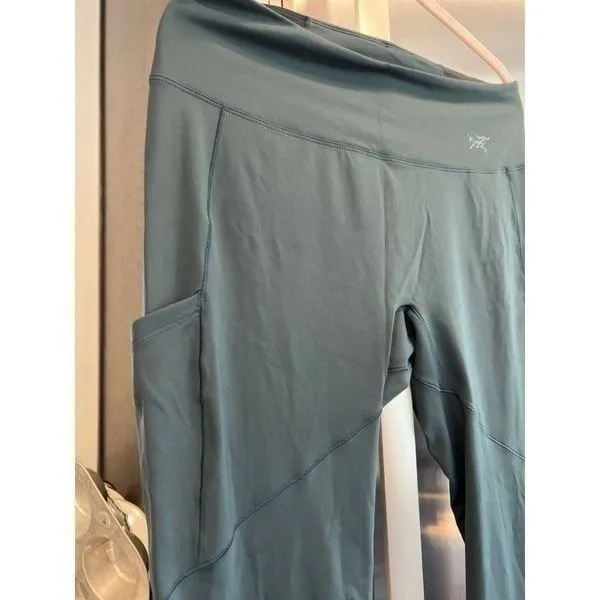 arcteryx leggings woman large new - Image 3