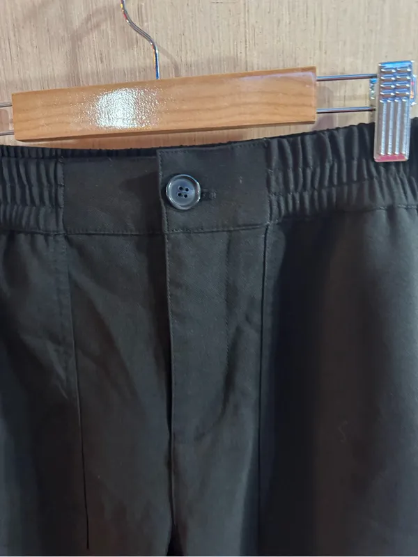 Women’s Sanctuary Black Cargo Pants with Elastic Waist Size Small - Image 3