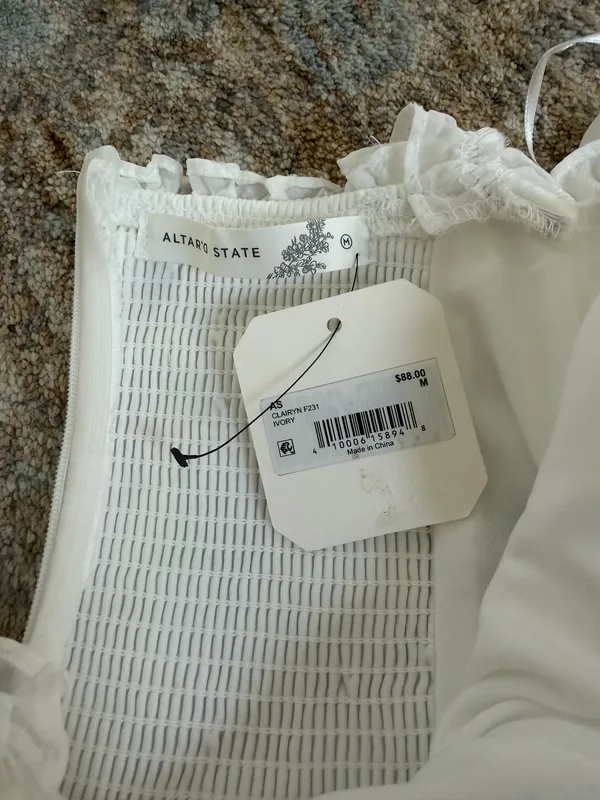 State Altar'd white dress - Image 3