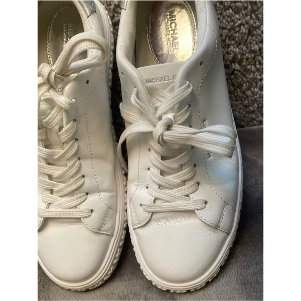 Michael Kors White Leather Low-Top Lace-Up Sneakers - Image 8