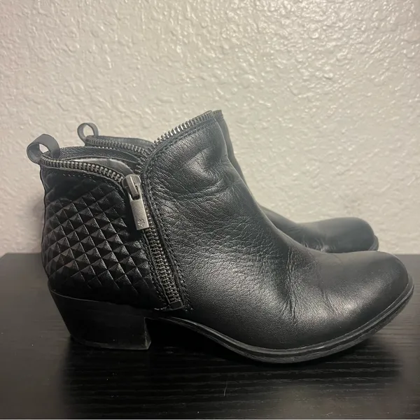 Lucky Brand Bartolino Black‎ Leather Zippered Booties Women’s 6.5M Moto Boots - Image 3