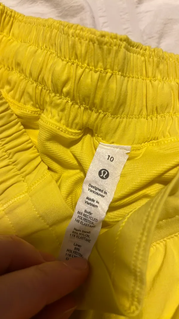 Lululemon Hotty Hot Shorts 4" - Image 4