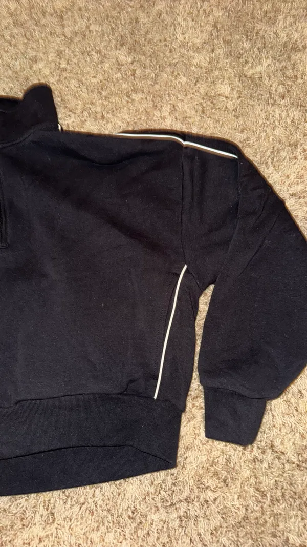 Athleta cropped quarter zip  - Image 9