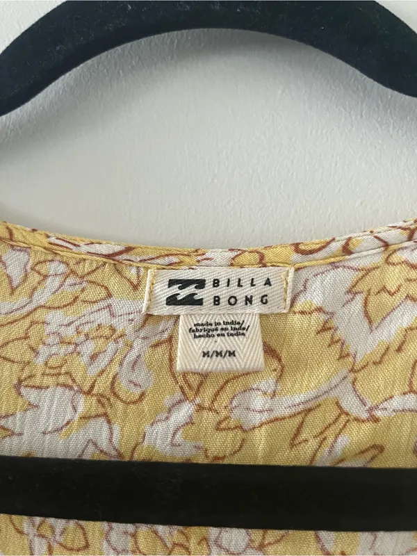 Billabong Yellow Floral Wrap Mini Dress Medium Beachy Coastal Vacation Summer - Image 2
