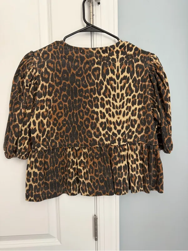 Leopard-Print Tie-Front Peplum Blouse in Tan & Black - Image 6
