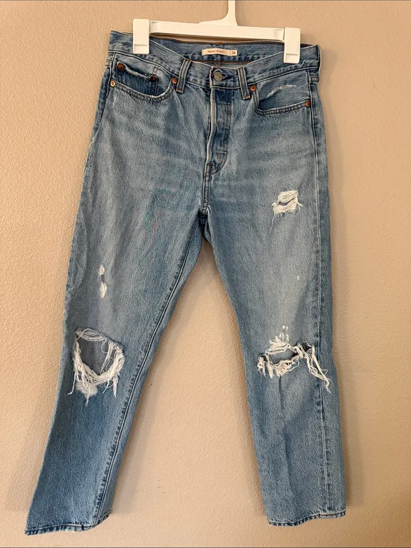 Levi's Light Blue Distressed Women's Jeans - Image 2