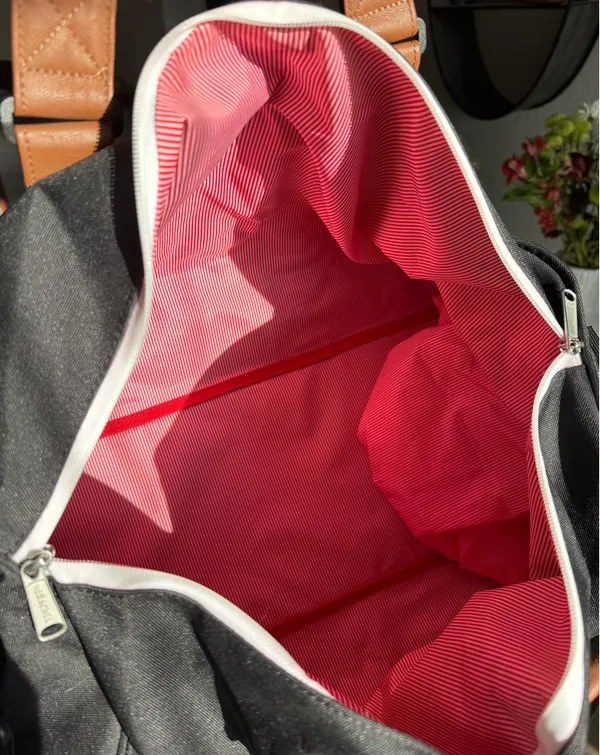 Herschel Supply Company Duffle Bag - Image 2