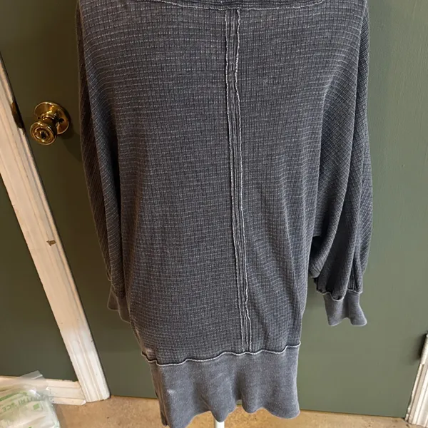 We The Free Gray Tunic Top - Image 3
