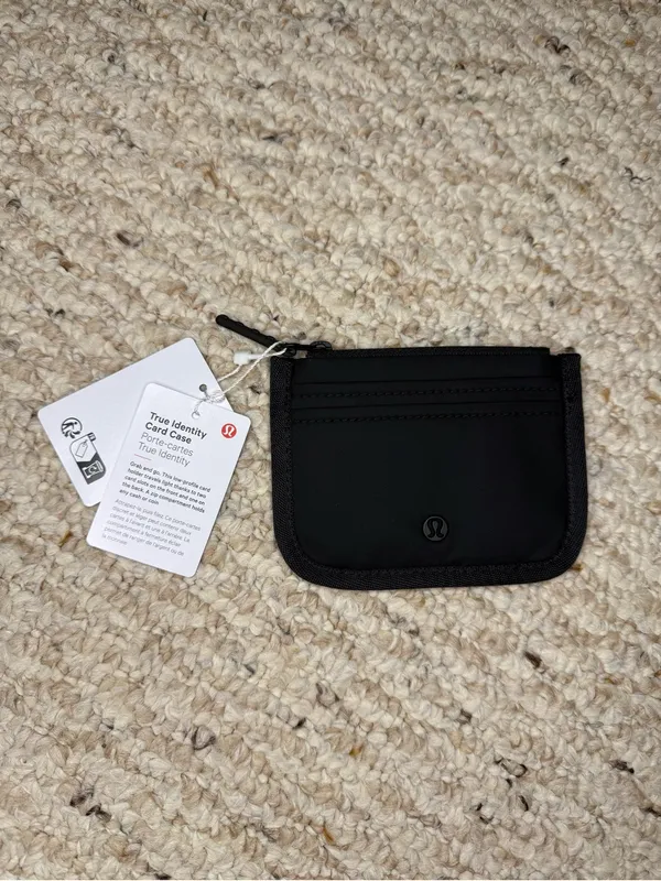 NWT Lululemon True Identity Card Case in Black Zipper Coin Pouch Water Repellent - Image 4