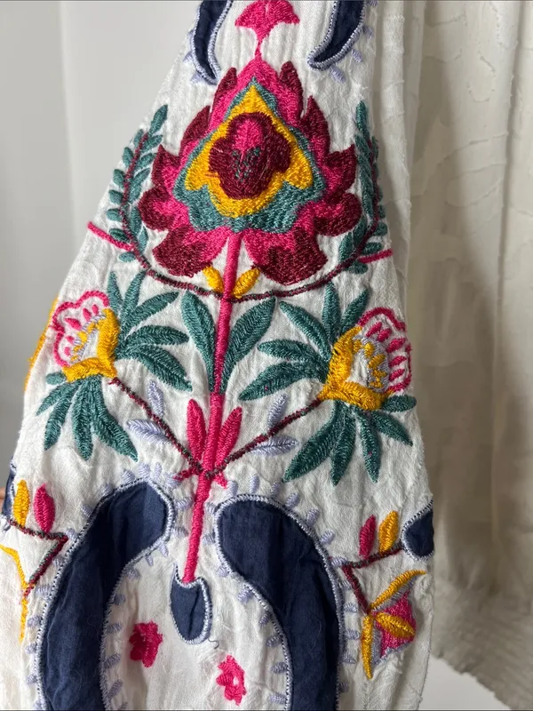Anthropologie Floral Embroidered Puff sleeve Square Neck Blouse Top - Image 4