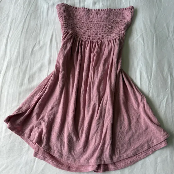 🌸✨ Dusty Rose Strapless Smocked Babydoll Top – Soft Girl Summer Small✨🌸 - Image 6