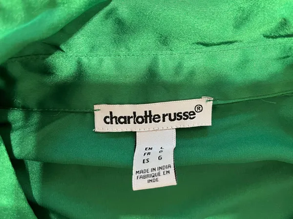 Charlotte Russe Green Button Up Shirt (WORN ONCE!) - Image 2