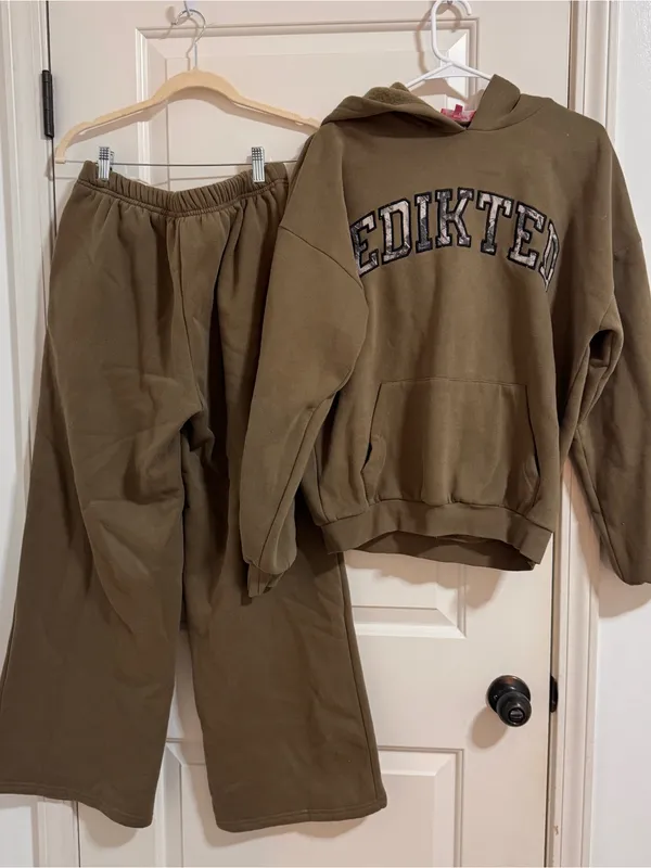 Edikted Olive Green Hoodie and Sweatpants Set - Image 7