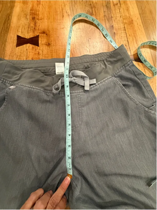 FIGS Technical Collection Zamora Jogger Scrub Pants Womens M Gray Cargo Stretch - Image 11