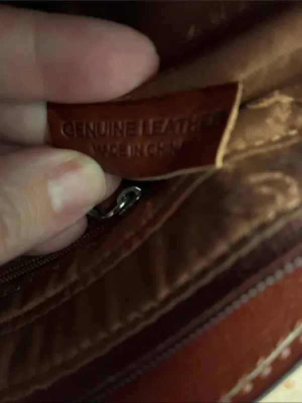 Fossil Classic Brown Leather Tote Bag with Gold Key Charm - Image 12