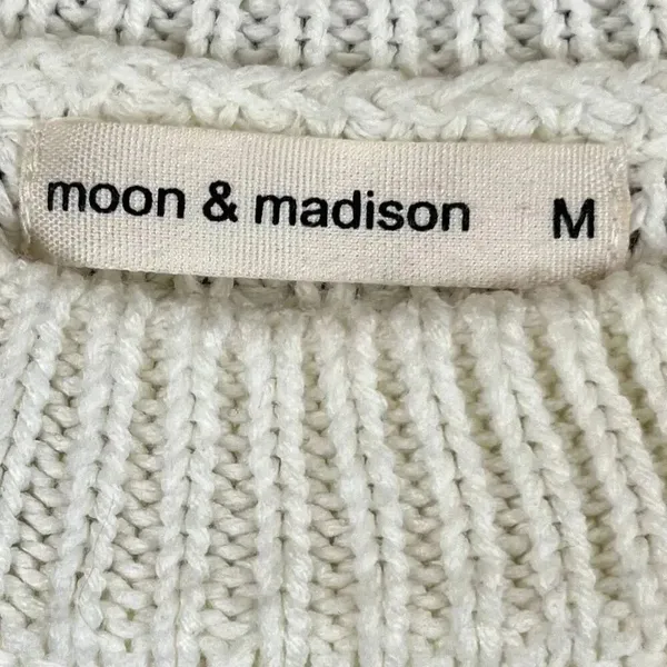 Moon & Madison Cream Black Striped Cropped Pullover Sweater Medium - Image 5