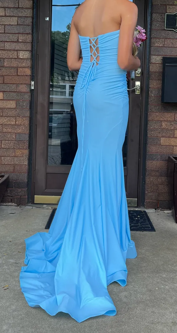La Femme Mermaid Prom Dress - Image 4