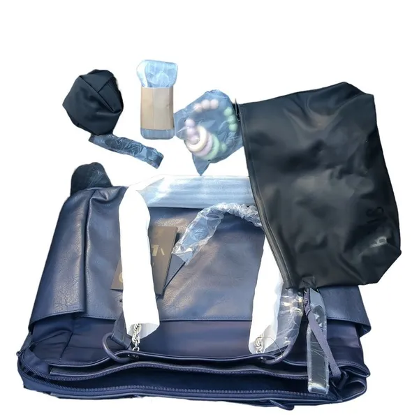 Beis The Diaper Travel Bag Navy Blue New with tag - Image 2