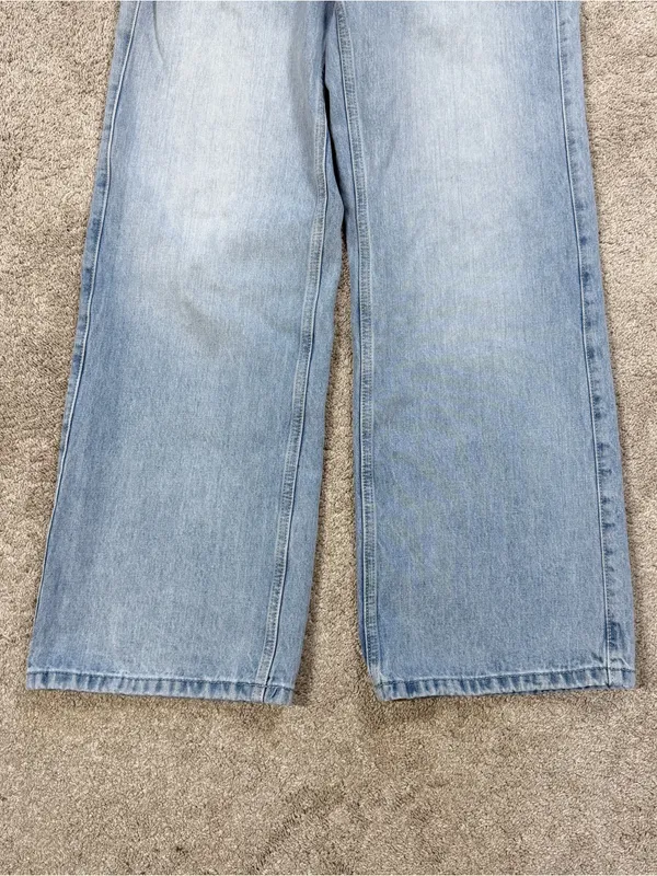 Hollister Women’s Low Rise Baggy Jeans in Medium Wash W25 - Image 3
