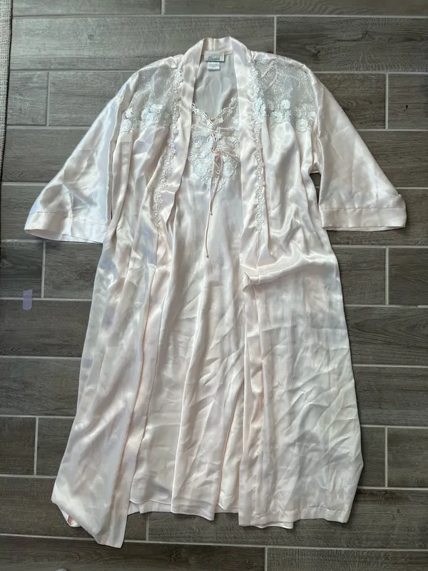 Vintage Dentelle Light Pink Robe & Slip Set Size L - Image 7