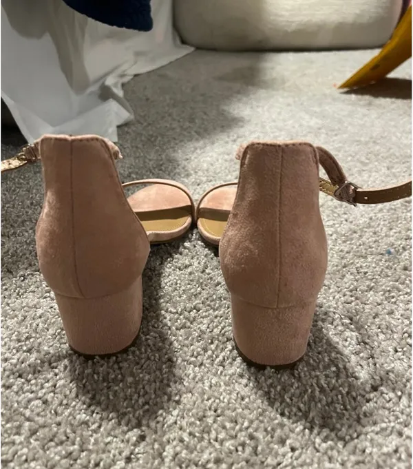 Cushionaire memory foam block heels blush suede - Image 7