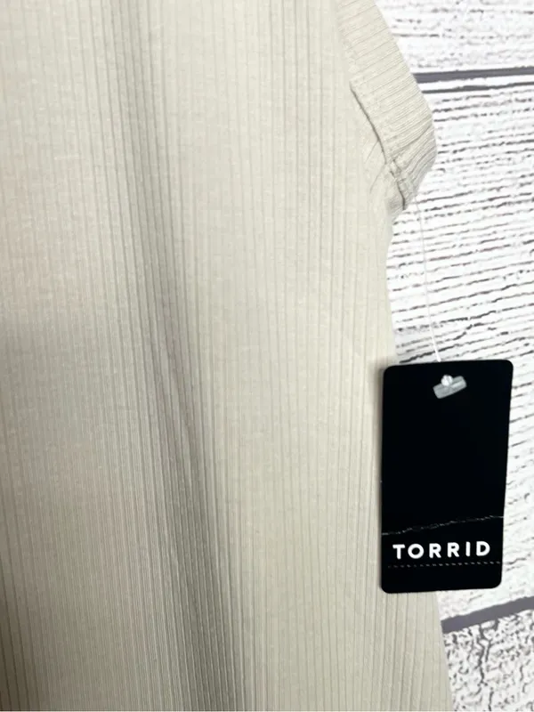 NWT Torrid Super Soft Ribbed High Neck Sleeveless Tank Top Size 2X Cream Gray - Image 5