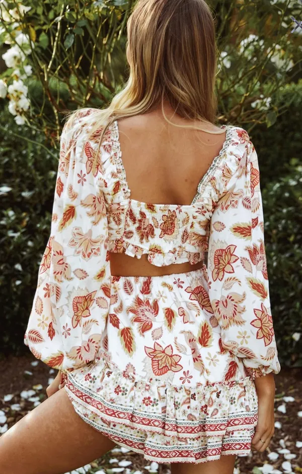 Indikah Top long sleeve floral cropped orange - Image 3