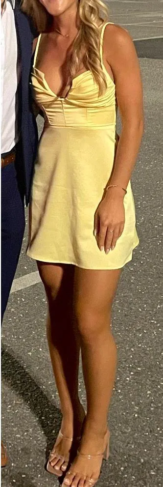 Princess Polly delta mini dress butter yellow - Image 3