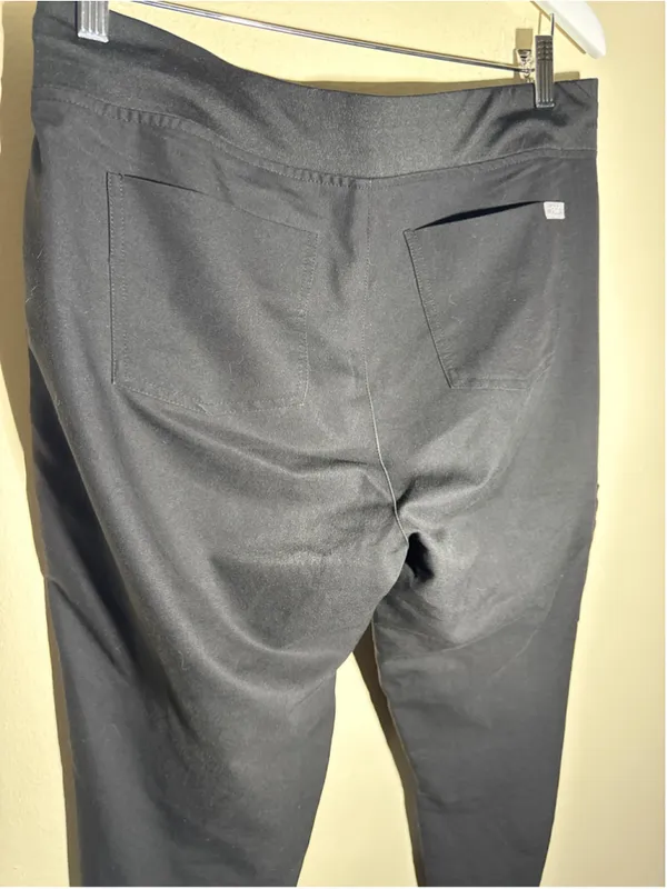 FIGS Jogger Scrub Pants Black with Grey Drawstring 27” inseam - Image 4