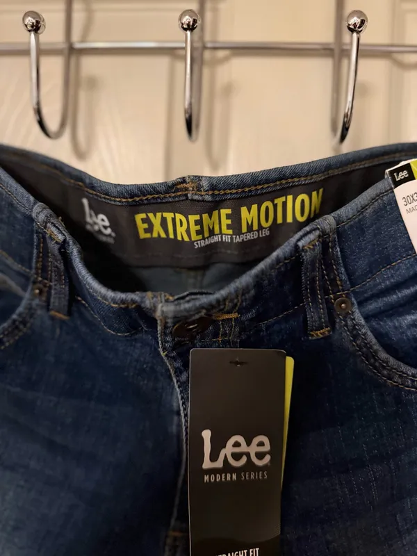 Lee Jeans Men’s Regular Fit 30x30 - Image 4