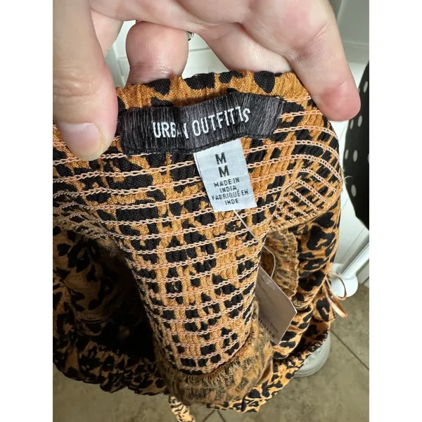 Urban Outfitters Womens Blouse‎ Sz M Ava Smocked Heart Leopard Print NEW - Image 9