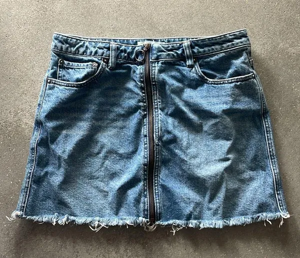Free People We the Free Zip it Up denim Mini Skirt Size 31 (Jean size) - Image 8
