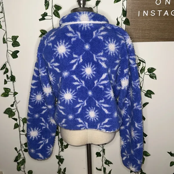 Pacsun Electric Periwinkle Colored Sherpa Teddy Jacket - Image 3