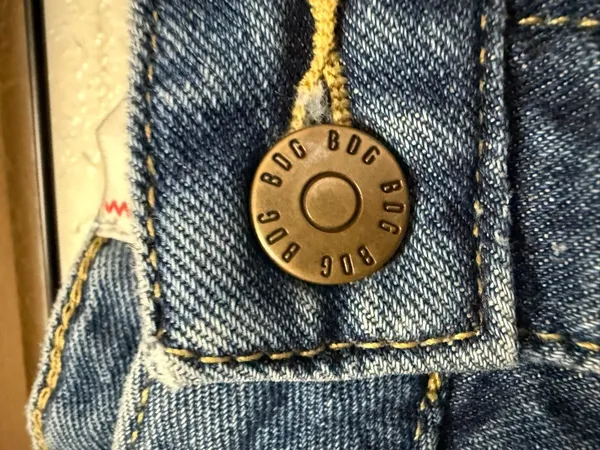 BDG Kayla Low Rise Wide Leg Denim Jeans Size 30 - Image 12