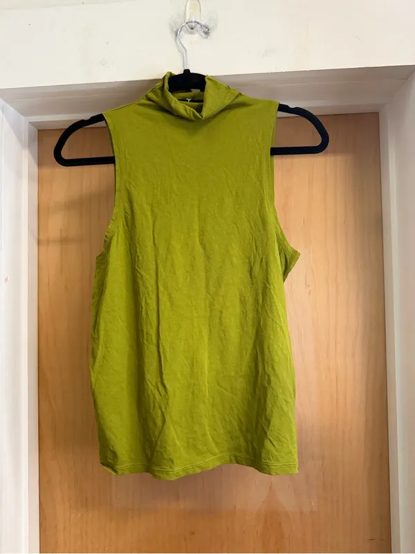 J.Crew Women’s Green 100% Cotton Sleeveless Mock Neck Top. Size: Small - Image 3