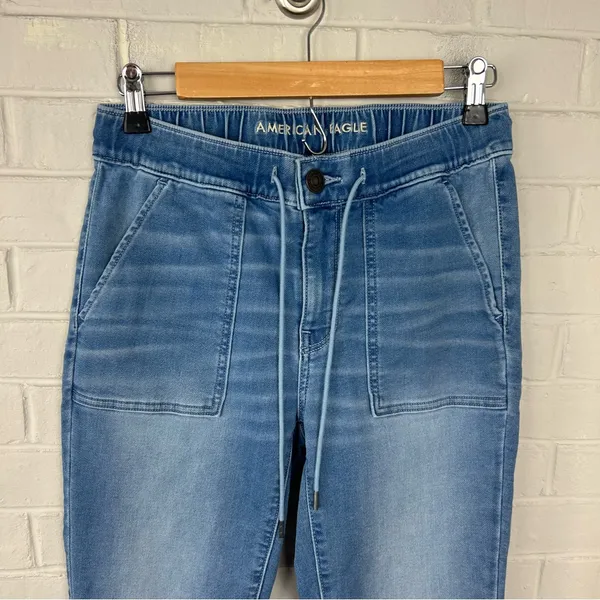 American Eagle Soft Knit Denim Jogger Jeans Size 4 - Image 5