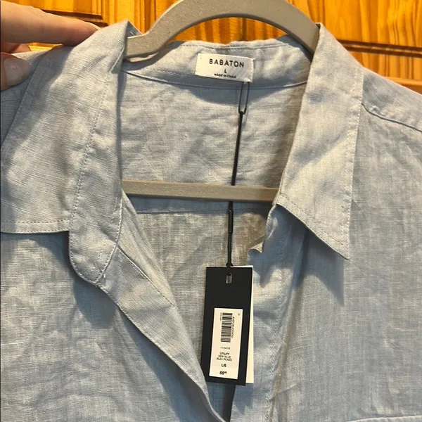 Aritzia Gray Button Down Shirt - Image 2