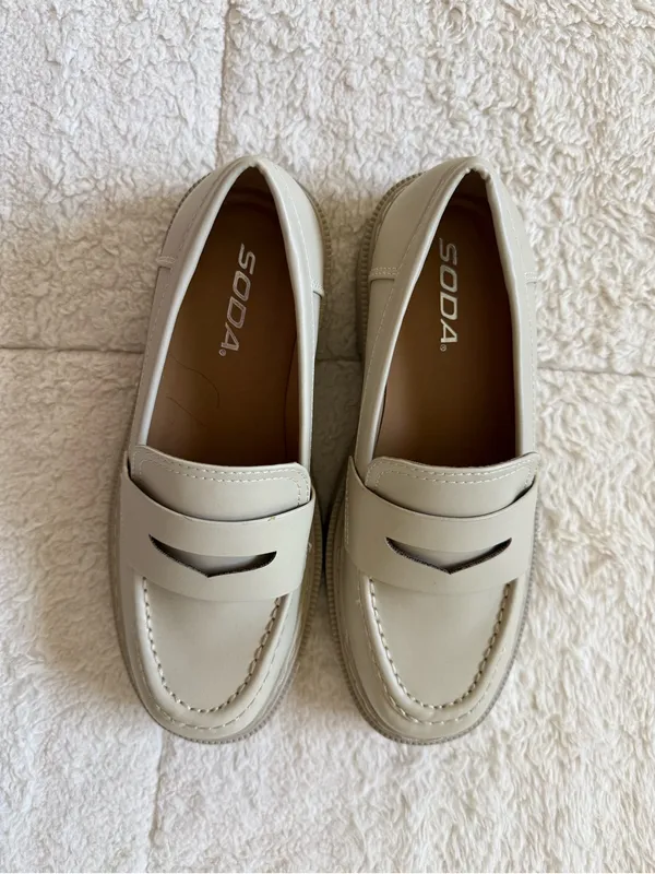 Cream Platform Penny Loafers Size 6 Chunky Lug Sole Preppy Y2K Brand New Shoes - Image 2