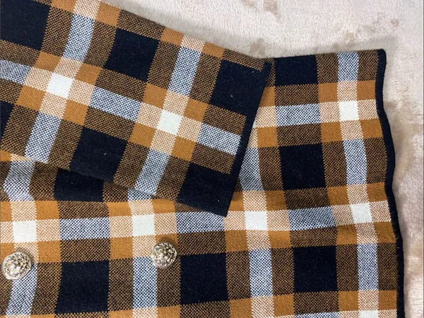Anne Klein Plaid Sweater Jacket Knit Blazer with gold buttons - Image 4