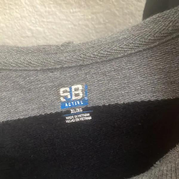 FINAL MARKDOWN Sb active hoodie xl - Image 3