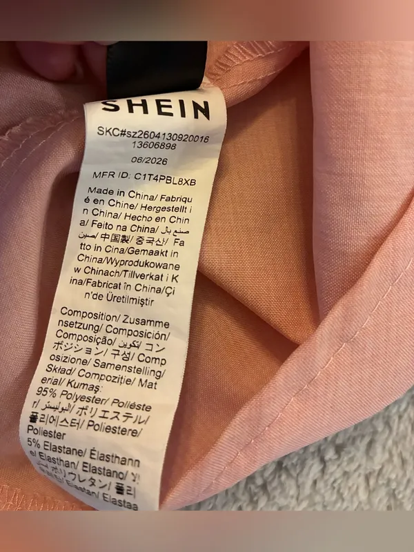 Women’s SHEIN Peach Ruffle Shorts Romper with Waist Tie Size Small - Image 4